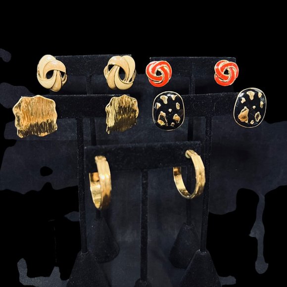 Unbranded Jewelry - Lot Of 5 Gold Tone Post Pierced Earrings (5100)